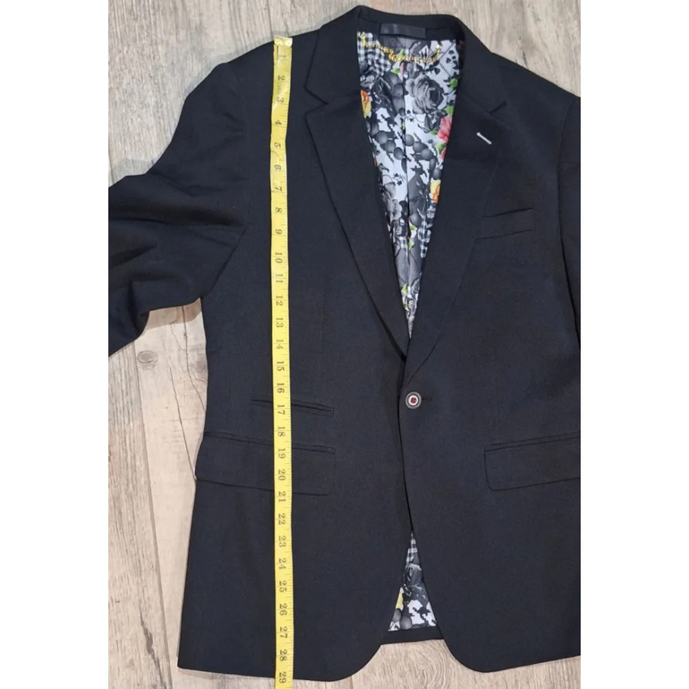 Valiant Paris black pocketed blazer with silky floral lining sz L